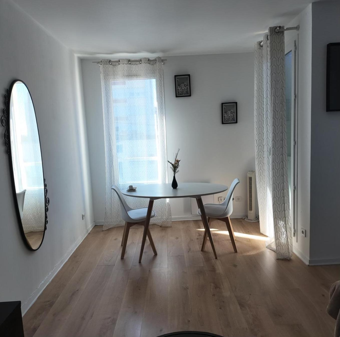 Jolie Chambre Proche De Paris Et Sa Peripherie Aubervilliers Exterior photo